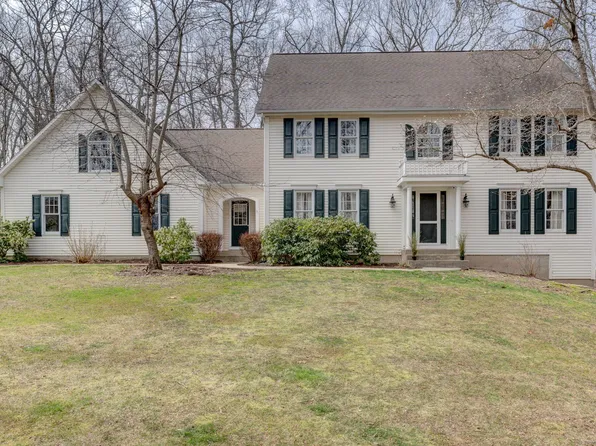 24 Lookout Landing, Bolton, CT 06043