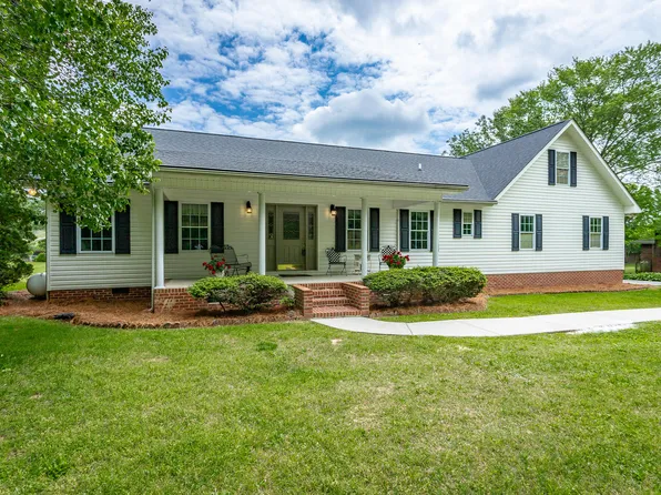 508 Tyson Dr, Tunnel Hill, GA 30755