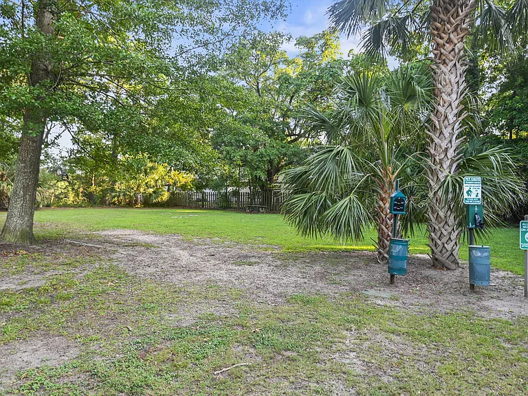 1174 Village Creek Ln #1APT-2 — Photo 35