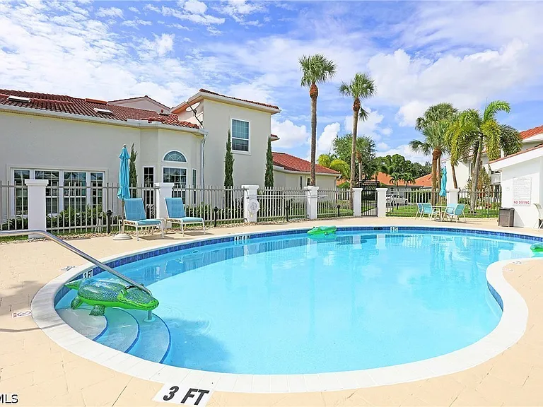 11921 Seabreeze Cove Ln #208 — Photo 21