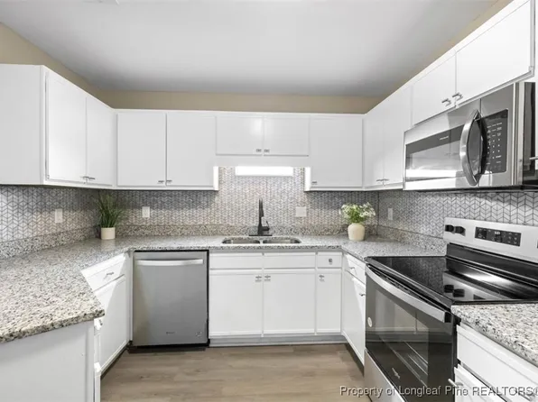 3375 Galleria Dr Unit 8, Fayetteville, NC 28303