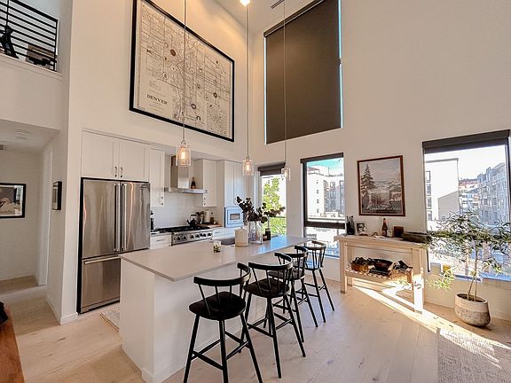 3rd image of 1735 Central St #511