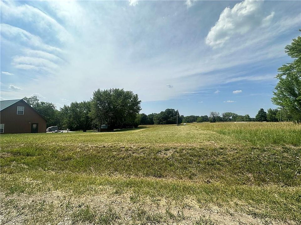 1st image of 2088 Blue Gill Dr