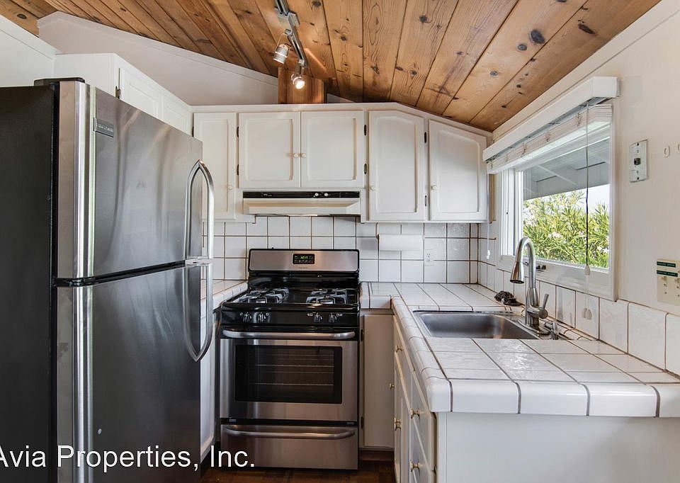 1st image of 2115-A Prospect St