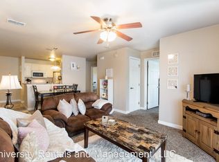 835 SW 9th St APT 107, Gainesville, FL 32601