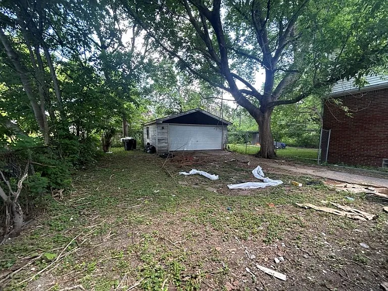 13067 Wade St — Photo 5