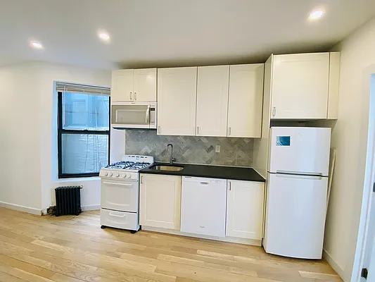 Rented by Highline Residential | media 3