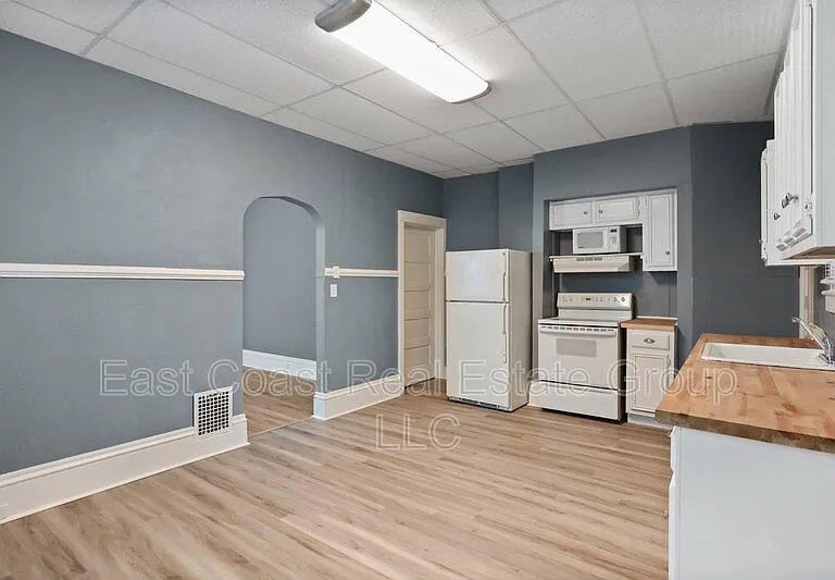 39 W Wilson Blvd — Photo 13