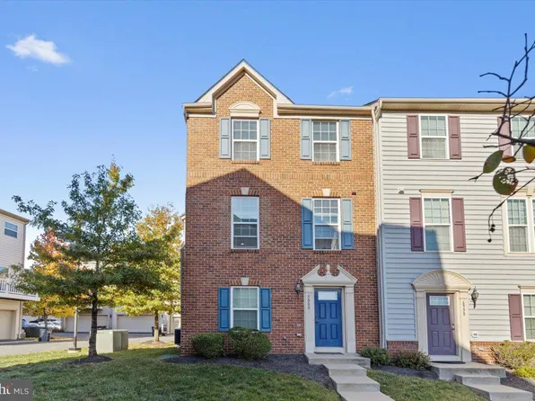 7000 Kona Dr, Gainesville, VA 20155