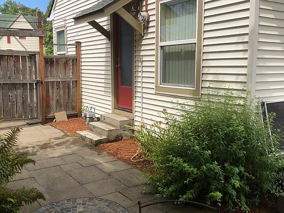 Side patio