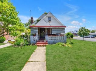 11559 225th St, Cambria Heights, NY 11411