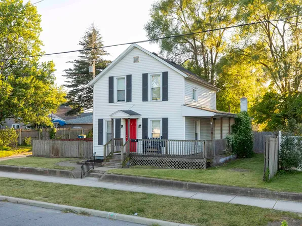815 Liberty Dr, Mishawaka, IN 46545
