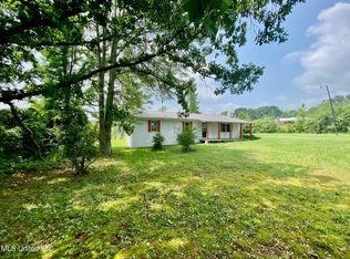 4157 Damascus Rd, Walnut Grove, MS 39189