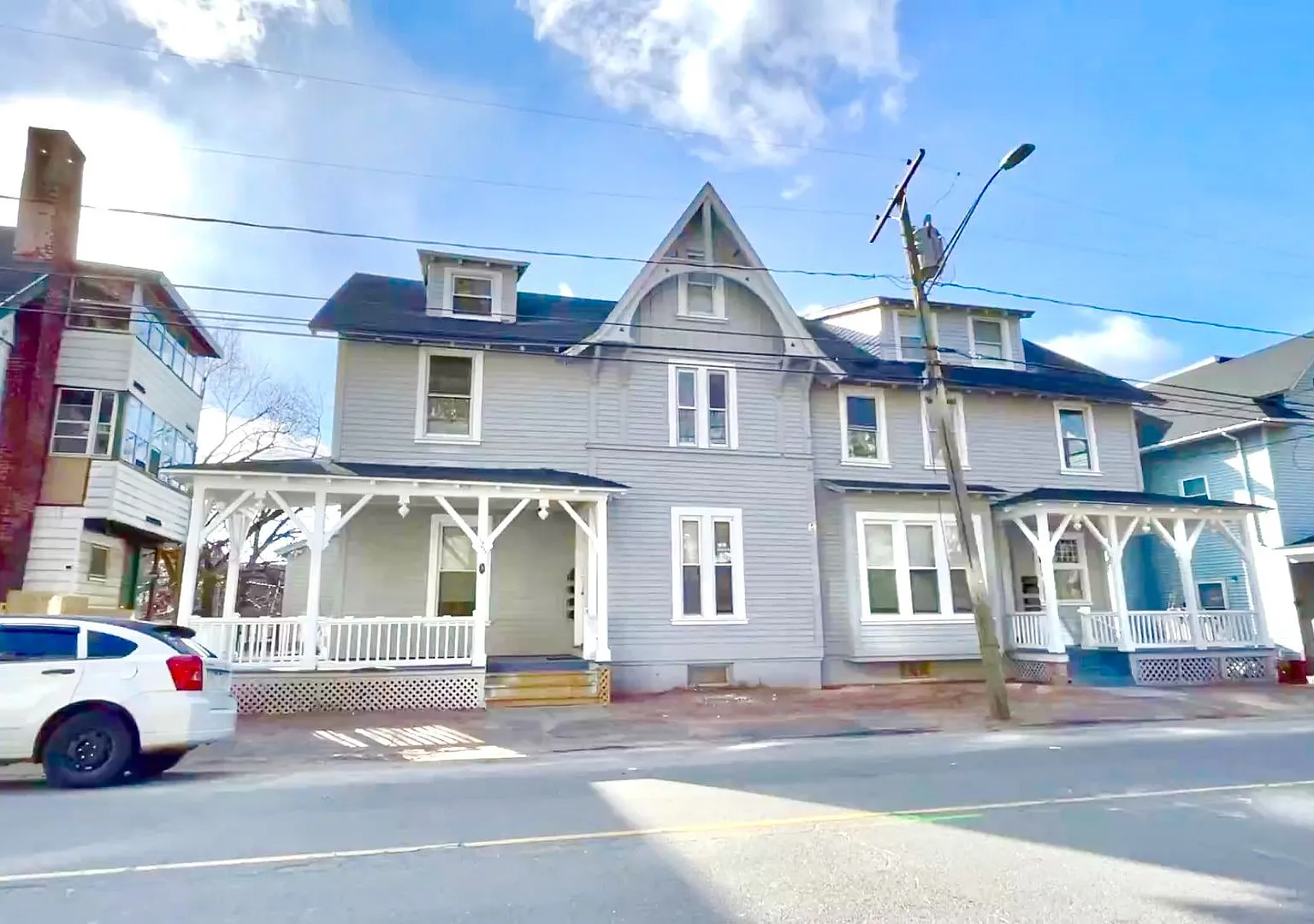 125 Hillside Ave — Photo 2