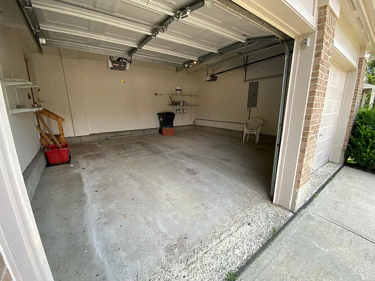 8601 Sunmont Dr — Photo 16