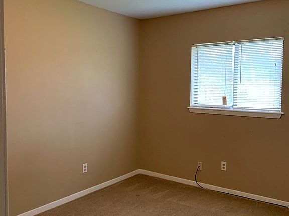 5th image of 3329 Otranto Dr