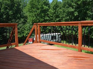 242 Maggies Ct, Clemmons, NC 27012