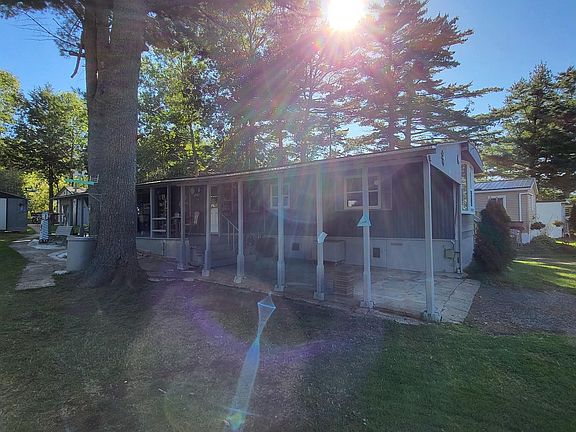 3rd image of 40 Homco Dr