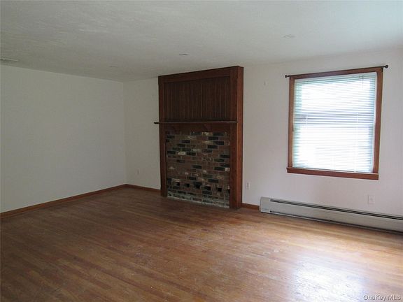 2nd image of 6 Meadow Avenue