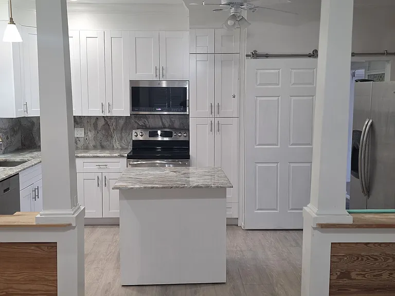 409 Fleming St — Photo 24