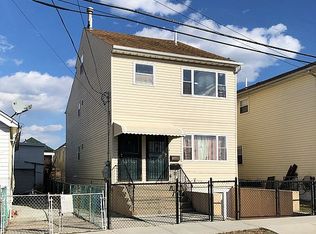 474 Beach 45 St #B, Far Rockaway, NY 11691