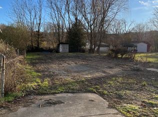 205 Exeter Ave, Middlesboro, KY 40965