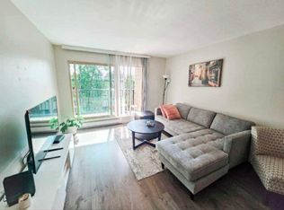 10438 148th St #206, Surrey, BC
