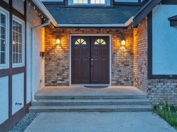 35070 Marshall Rd, Abbotsford, BC V3G 2B8