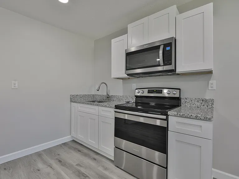 907 E 124th Ave #A — Photo 12