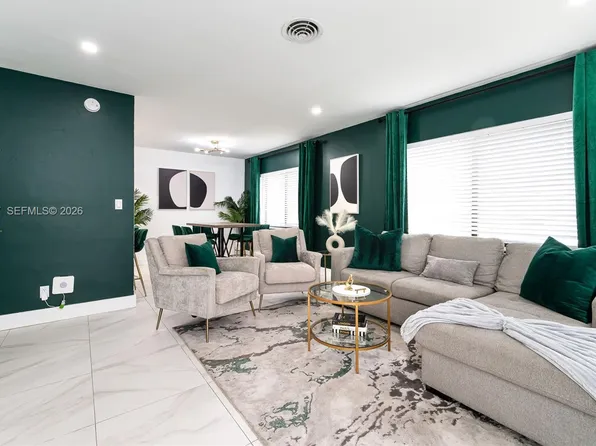 329 SE 12th Ave, Pompano Beach, FL