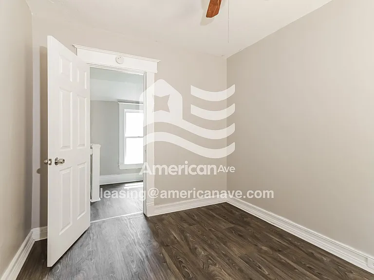 754286_013_bedroom_12.jpg