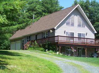 317 Keefe Rd, Troy, NY 12180