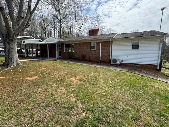 3000 Tesh Rd, Germanton, NC 27019
