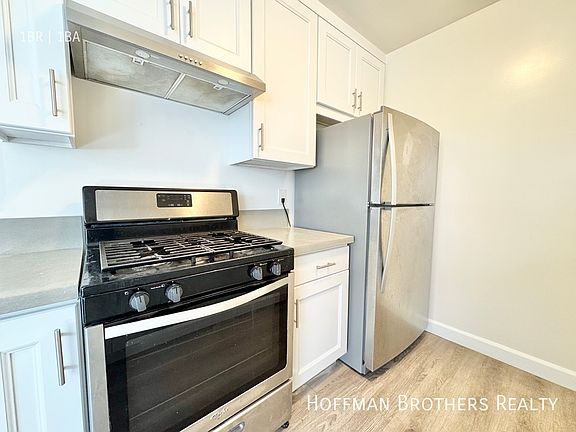 2nd image of 3655 Midvale Ave #6A