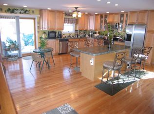 42 E Shore Rd, Lake Hopatcong, NJ 07849