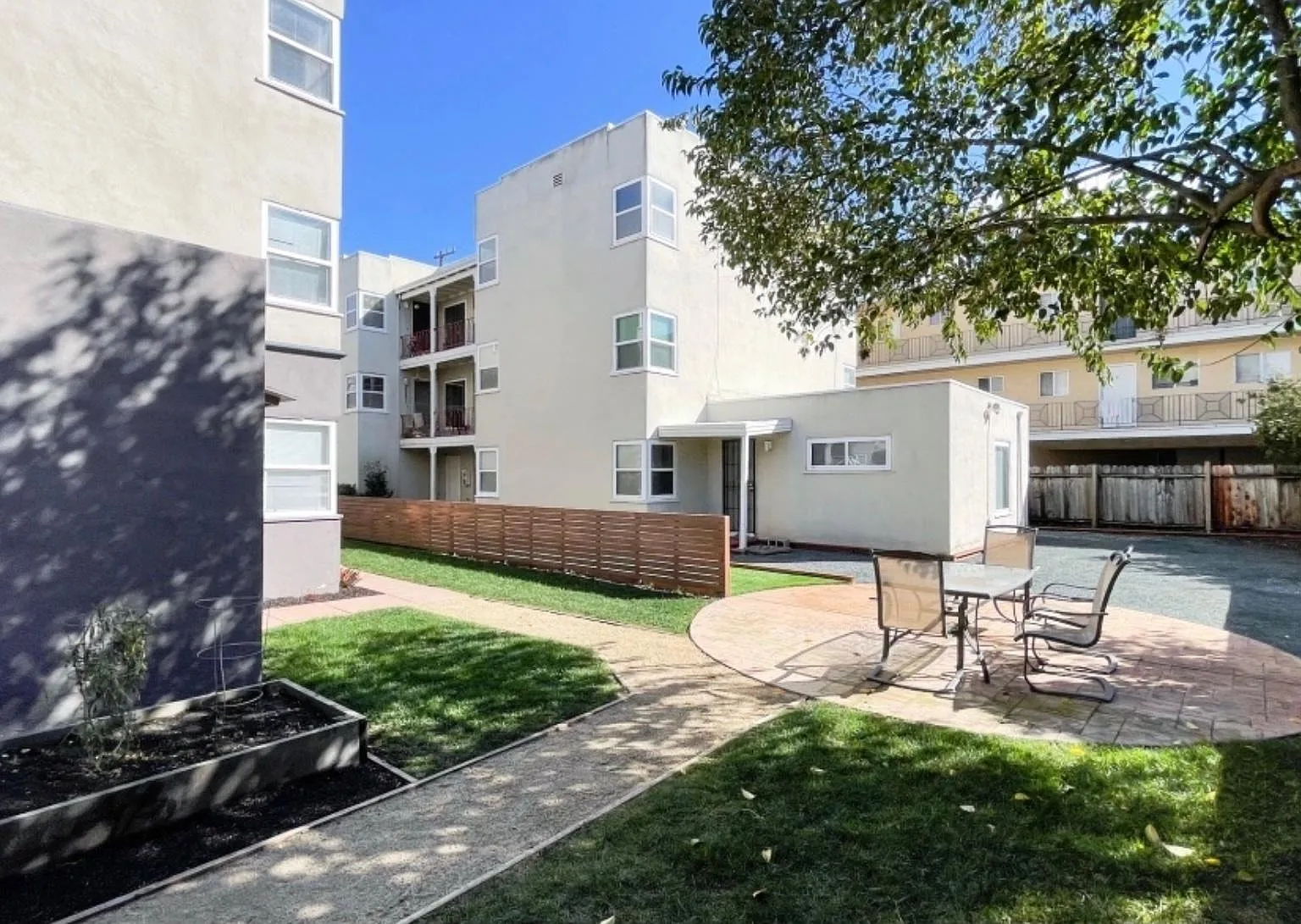 1 bed, 848 sqft, $2,150 — Photo 4
