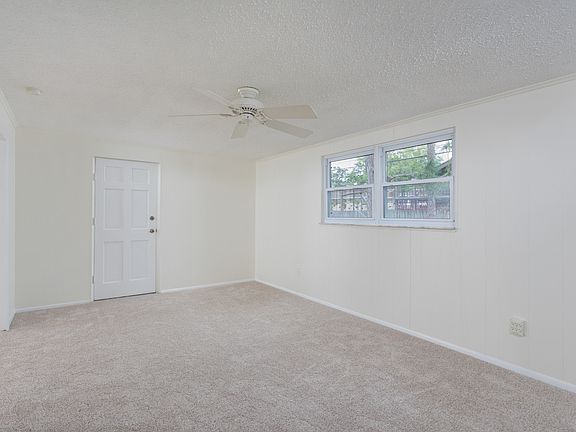 5th image of 8521 Orient Way NE
