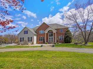 117 Hoyt Ln, Guilford, CT 06437