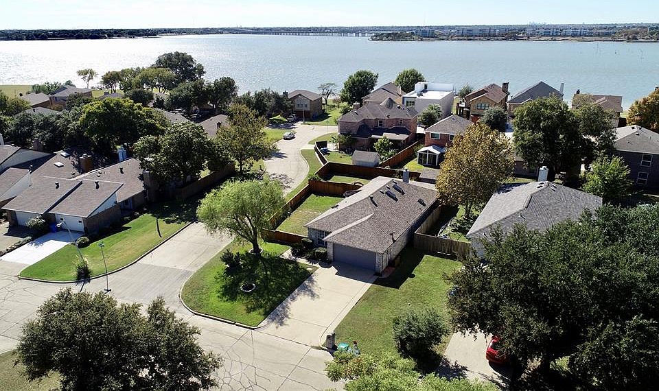 1st image of 2217 La Costa Dr