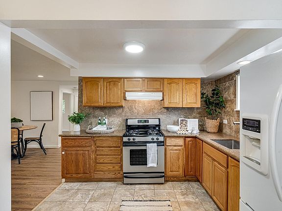 4th image of 18631 Manzanita Road