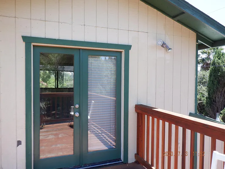 upper room entrance from rear deck