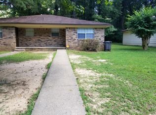 215 Bellevue Cir APT B, Jacksonville, AR 72076