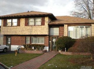 159 Vanderbilt Ave, Island Park, NY 11558