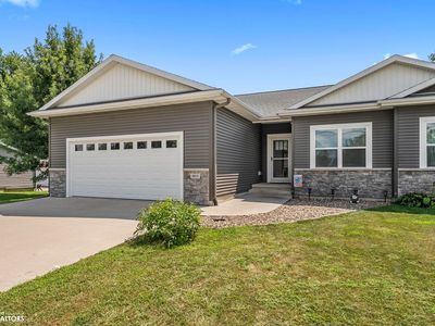 1015 E Adams St, Washington, IA, 52353