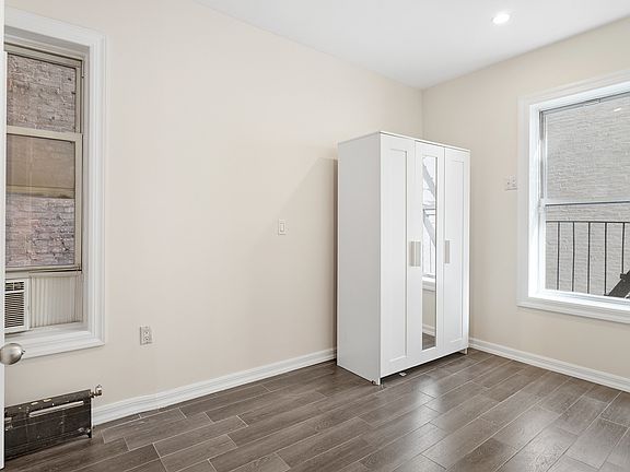 3rd image of 161 Prince St #8A