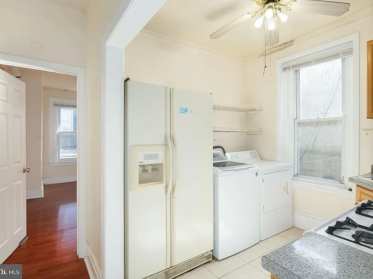 3118 Haverford Ave — Photo 3