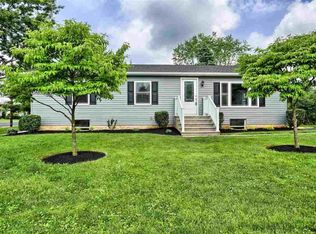 129 Lion Dr, Hanover, PA 17331