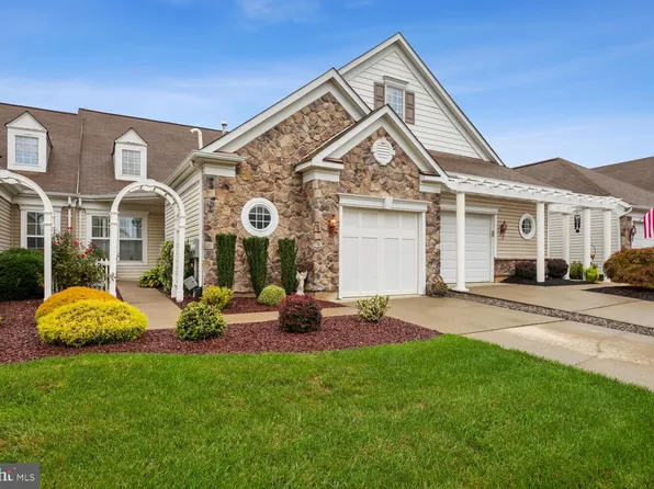 85 Sparrow Dr, Hamilton, NJ 08690