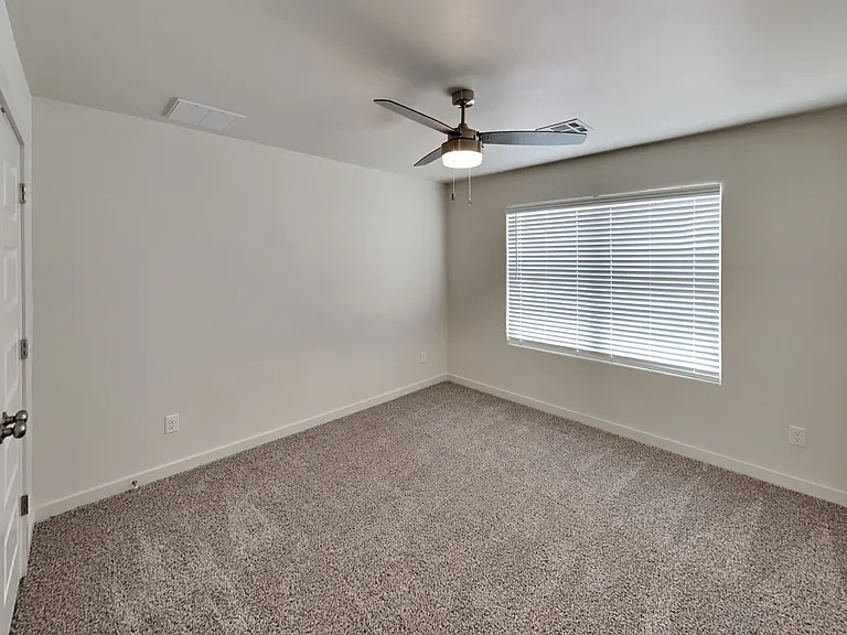 8819 NW 109th Ln — Photo 17