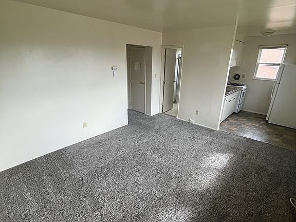 2nd image of 2911 Ronan St #4